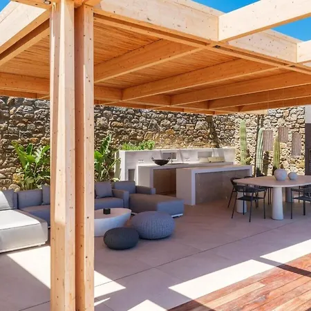 Lilium Iii - Panoramic View Over Psarou Bay! * 普沙罗