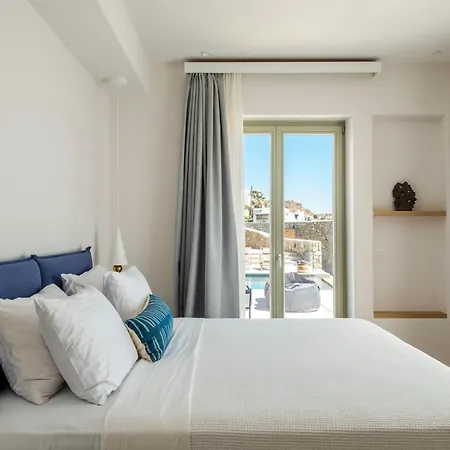 Lilium Iii - Panoramic View Over Psarou Bay! Psarrou