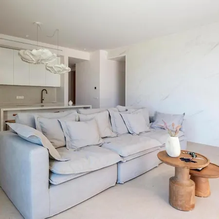 Willa Lilium Iii - Panoramic View Over Psarou Bay! Psarrou