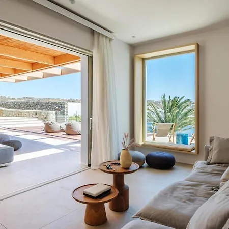 Lilium Iii - Panoramic View Over Psarou Bay! * プサロウ
